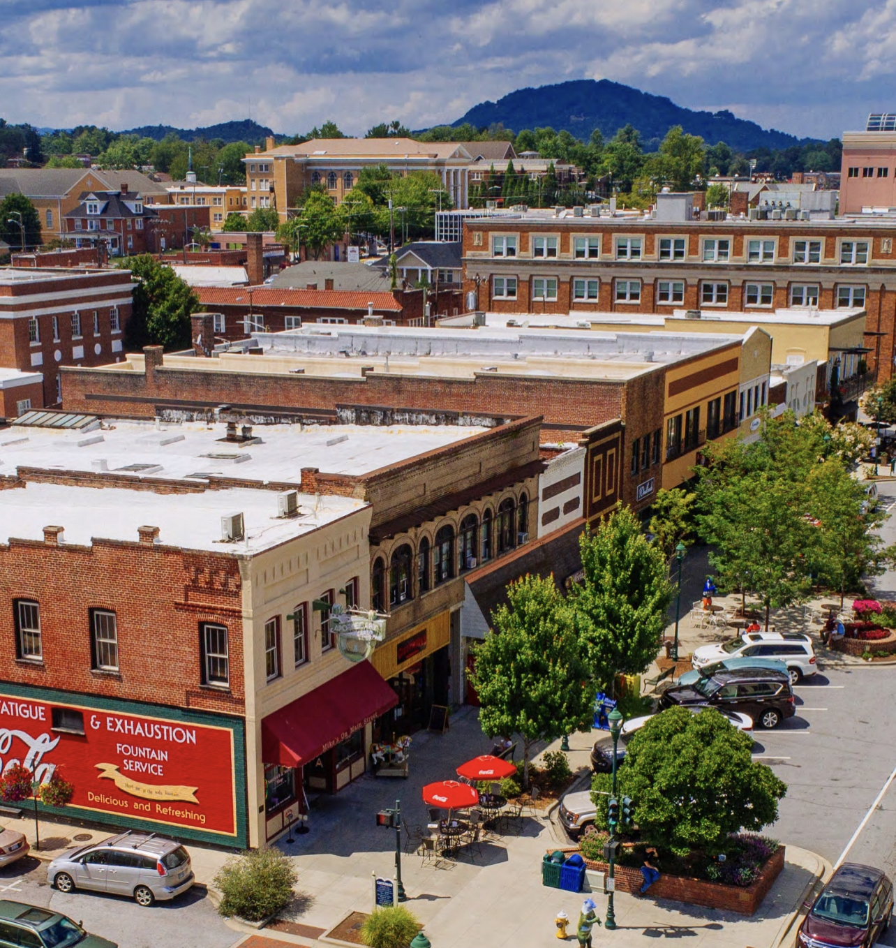 Hendersonville, NC: A Vibrant Mountain Town Offering Something For Everyone